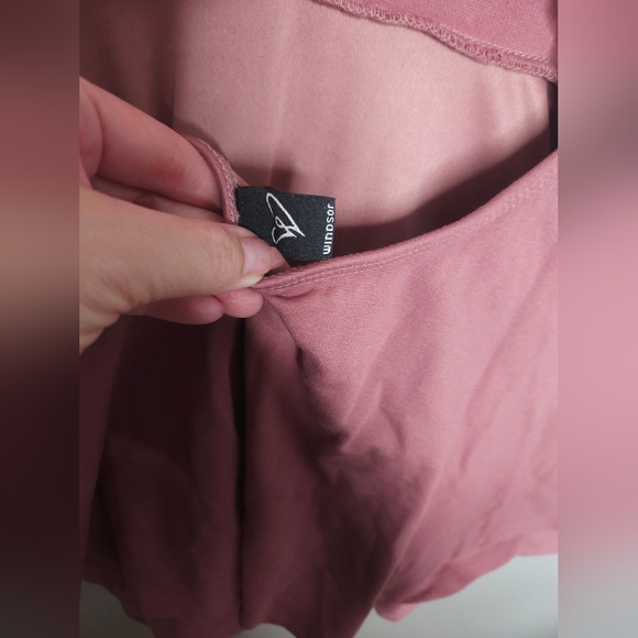 Windsor Blush lace back skater dress - Picture 6 of 10